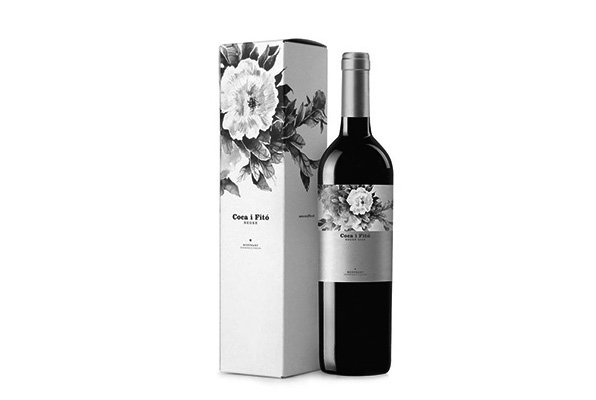 像藝術(shù)品一樣的紅酒包裝盒